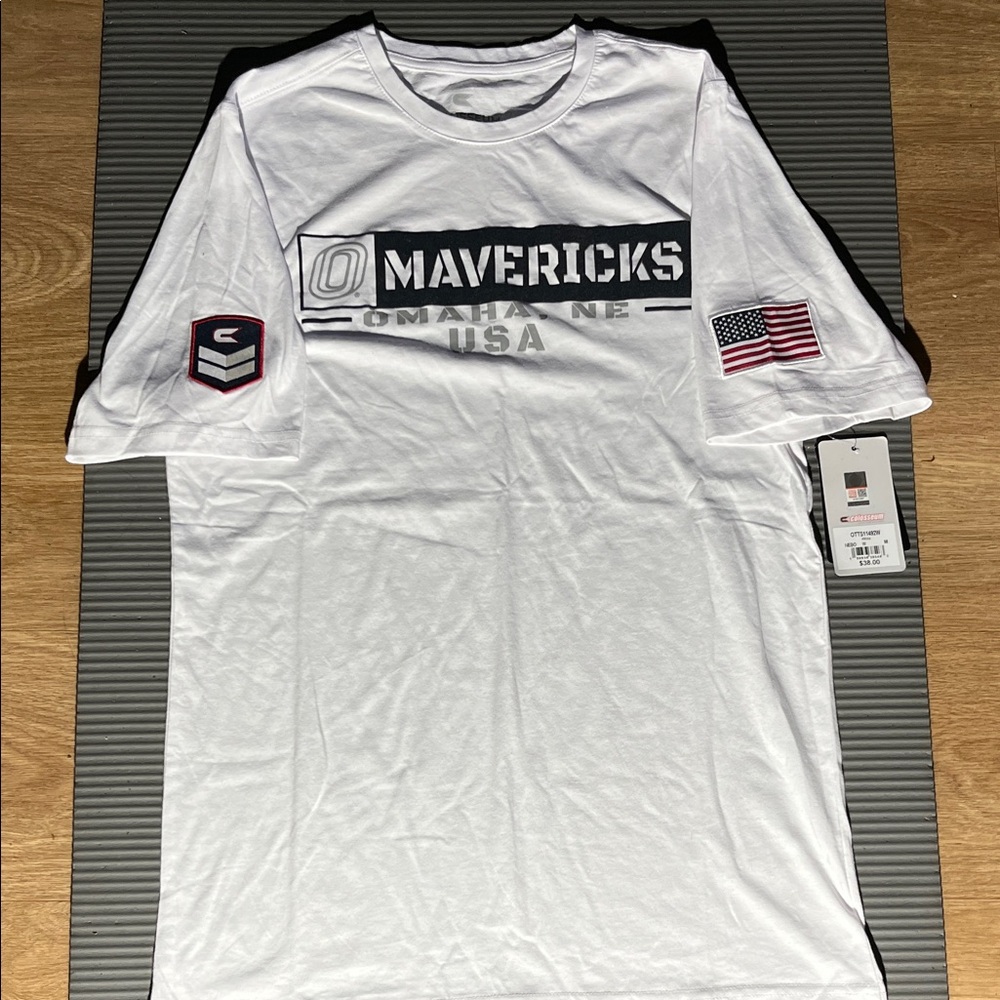 Omaha Mavericks OHT Tee by Colosseum NWT Medium